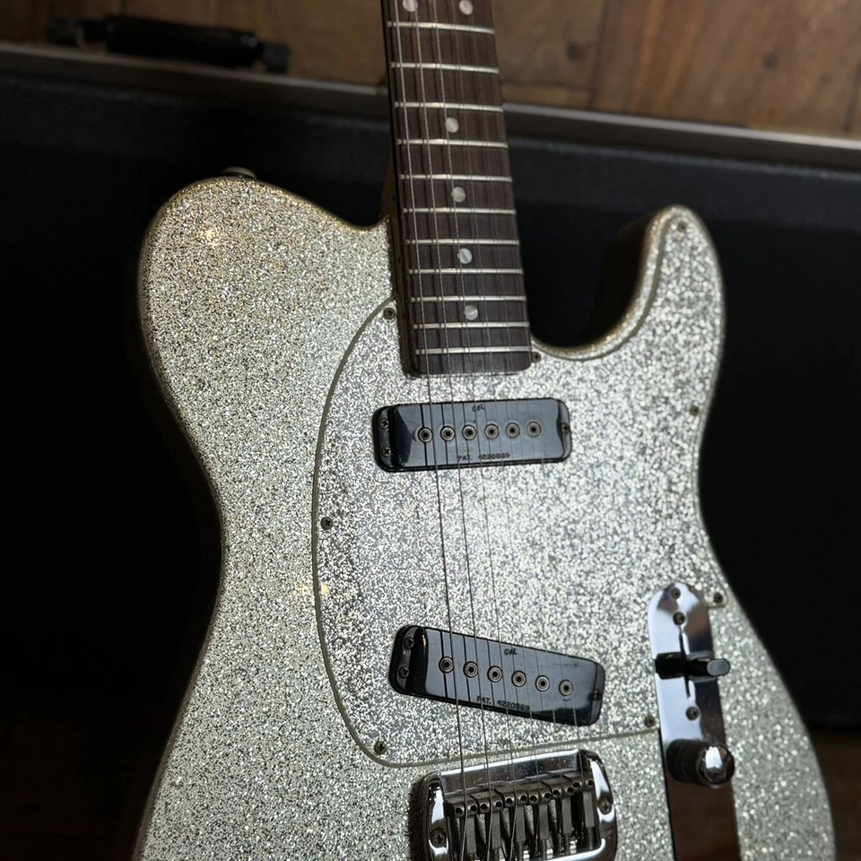 Серебряные хлопья G&L USA ASAT Special 1997 (1997) (No251025) - Изображение 2 из 4