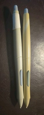 Wacom ZP-501E Intuos3 Grip Pen Cintiq 12WX DTZ-1200 21UX DTZ-2100 lot of 2