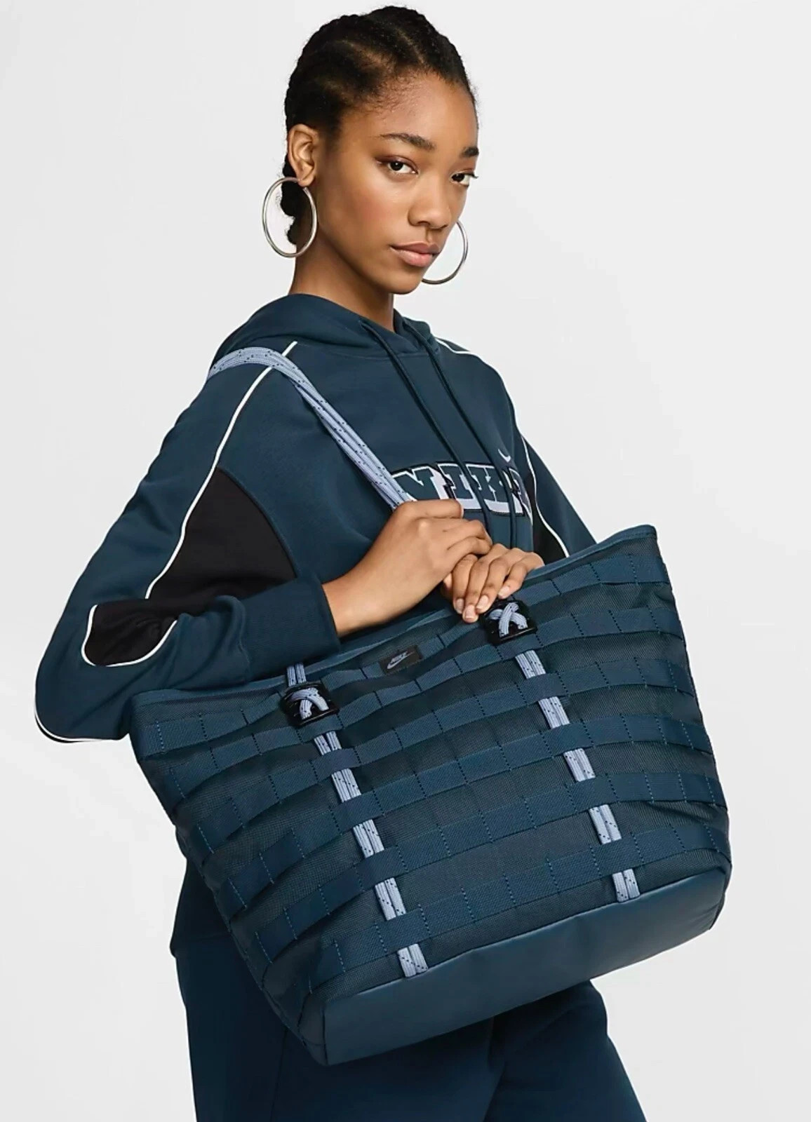NIKE SPORTSWEAR RPM TOTE 26L BAG (FJ0439 478) ARMORY NAVY
