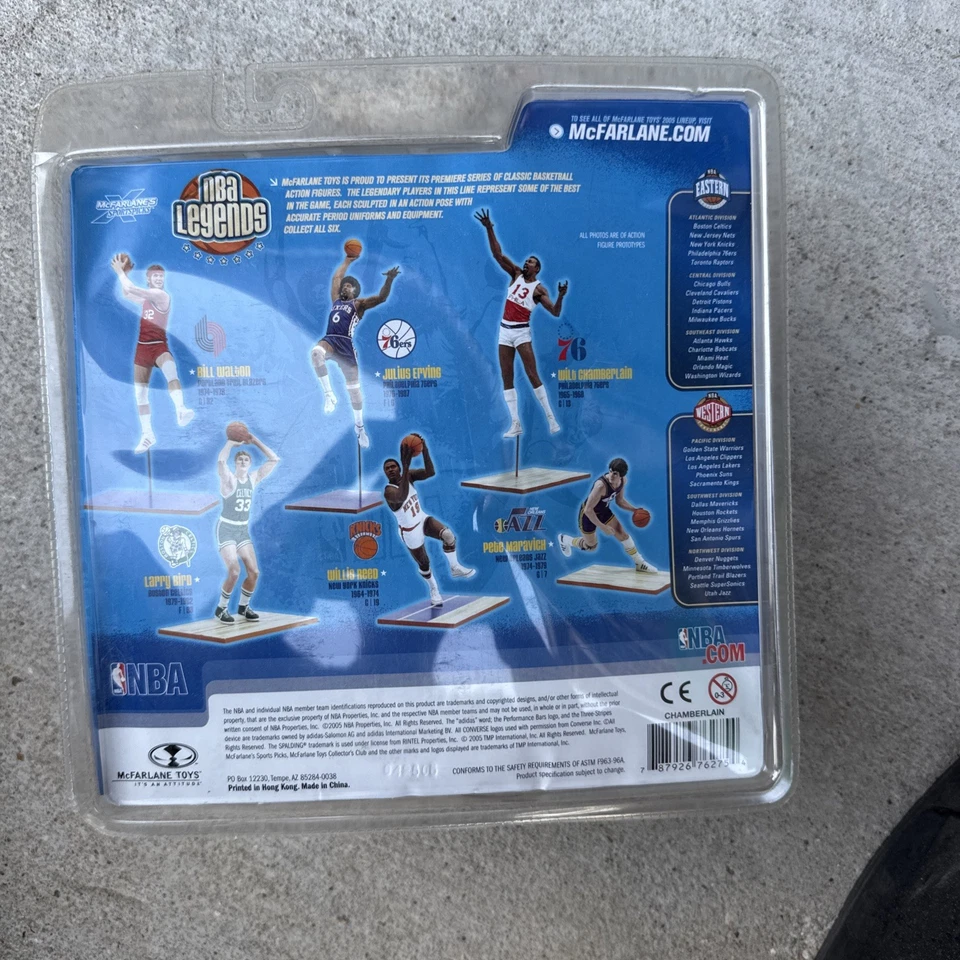 NBA Legends McFarlane Hardwood Classics Wilt Chamberlain 76ers Figure MOC Sealed - Image 2 of 4