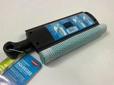 Carrand 9038 8" Folding Compact Squeegee For Windows Extends To 15"