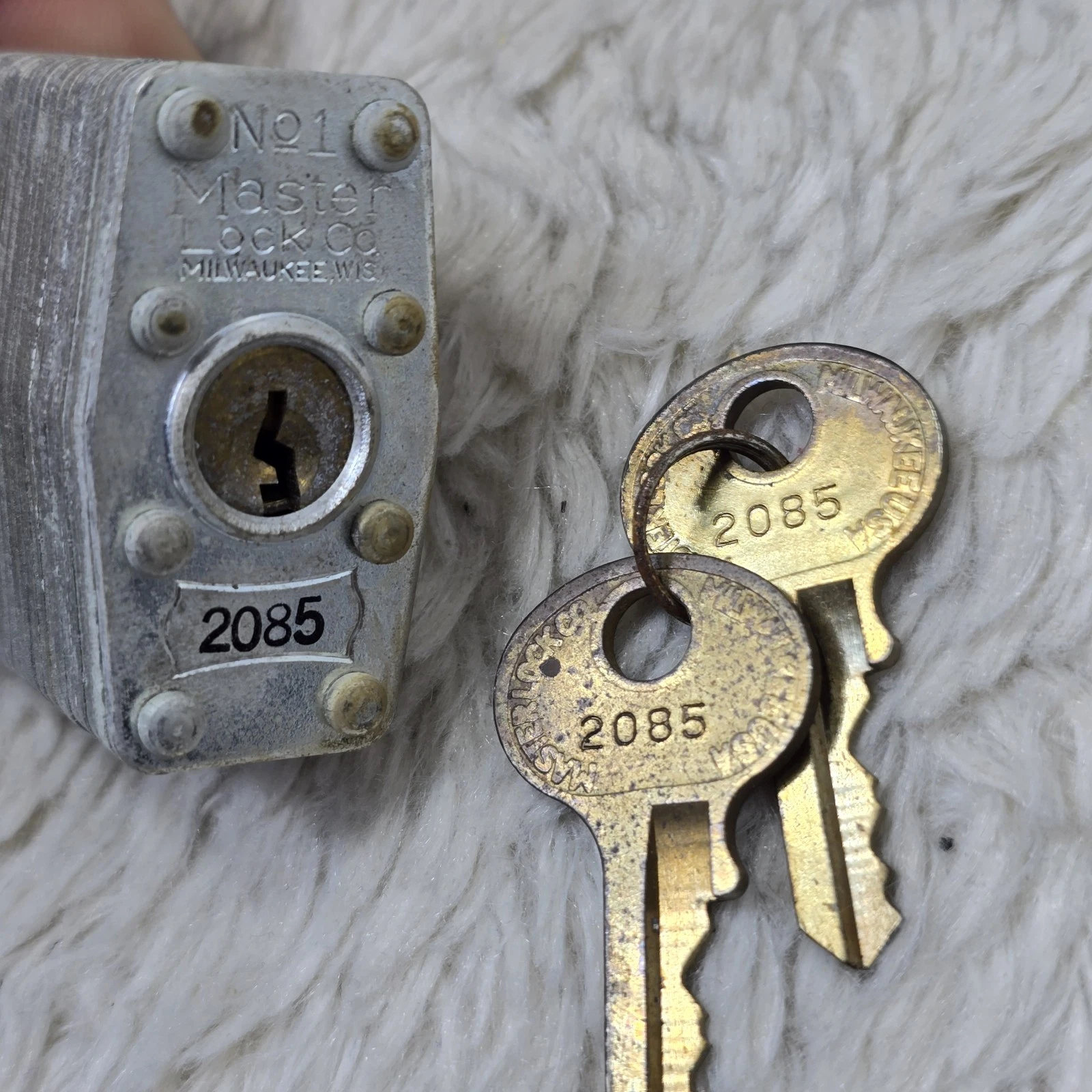 Vintage Master Lock Lot of 4 Milwaukee Steel Padlock Missing Two Keys Boxes image 8