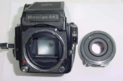 Mamiya M645 1000s Medium Format SLR Film Camera with Mamiya 80/2.8 Lens + Prism - Picture 6 of 9