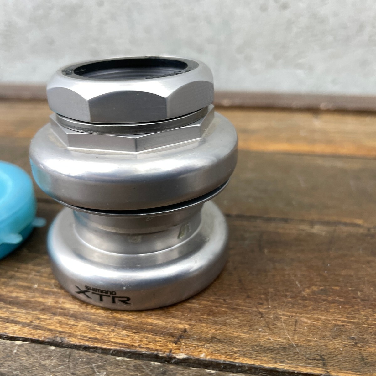 Vintage Shimano XTR M900 Headset 1 1/8 in Threaded HP-M900 1 1/8