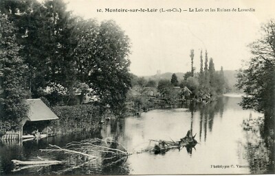 POSTCARD // MONTOIRE SUR LE LOIR LE LOIR ET LES RUINES DE LAVARDIN