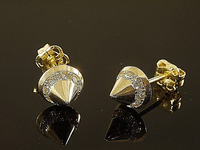 333 Gelbgold  Kegel Ohrstecker 1 Paar 6 mm Größe mit 18 Zirkonia Steinen