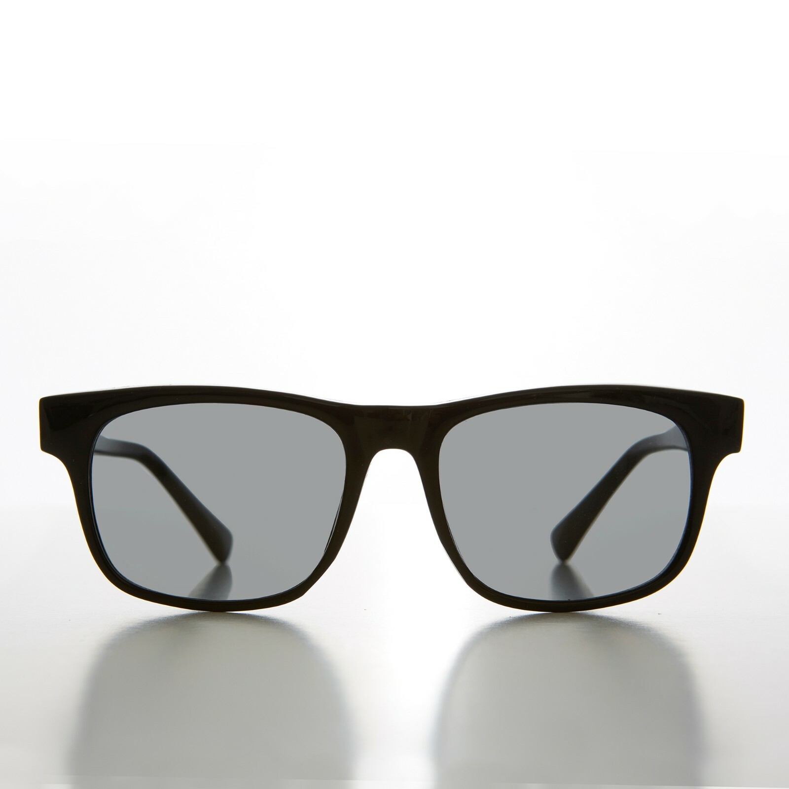 Black Classic Unisex Rectangular Vintage Sunglass F… Gem