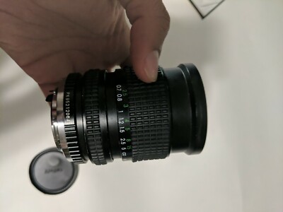 Objectif Zoom Cosina 28-70 Mm F/1.4 Macro Pour Monture Canon FD - Occasion Fonctionnel