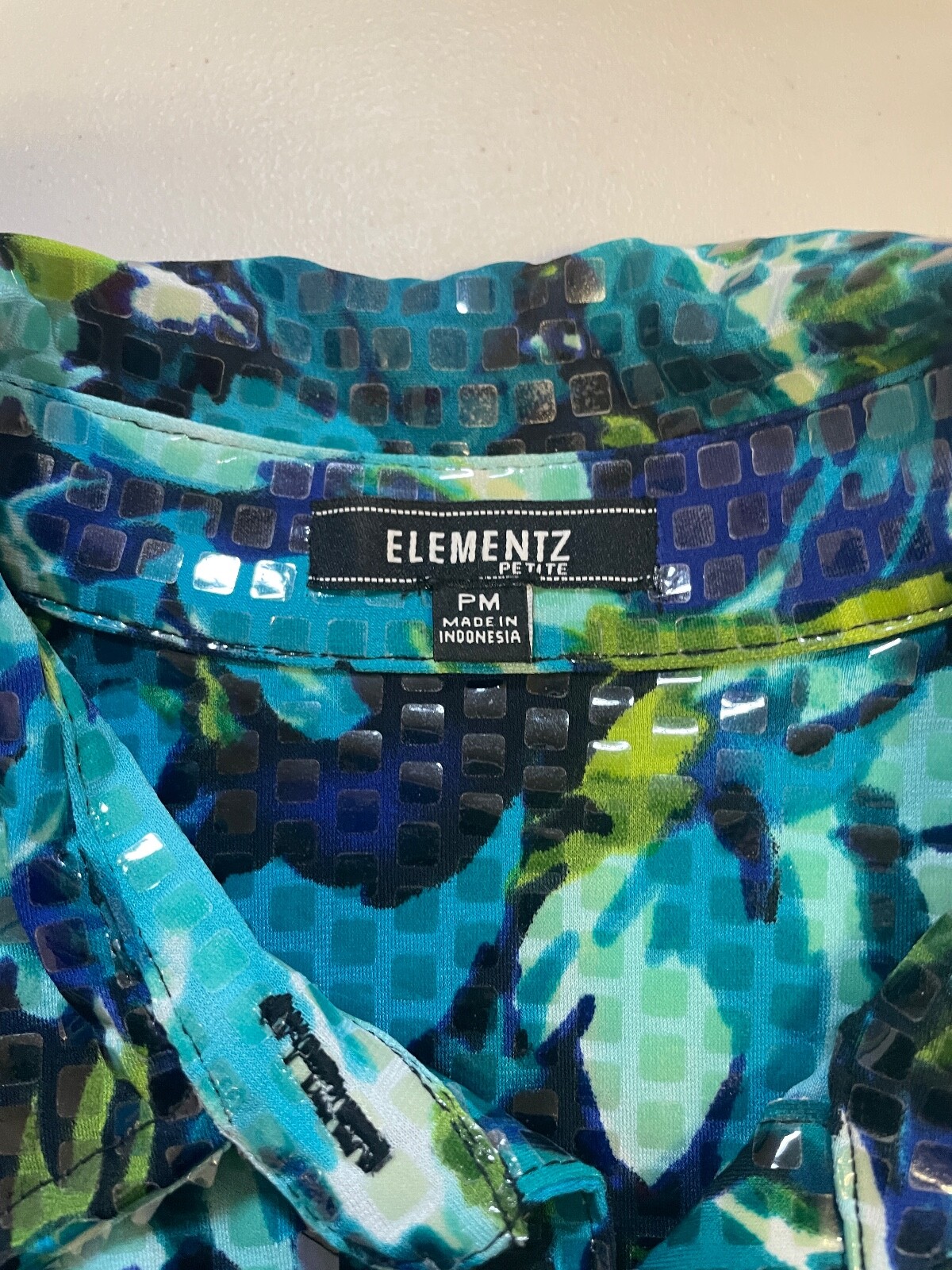 Elementz Petite Medium Blue Green Jacket with Clear Raised Texture
