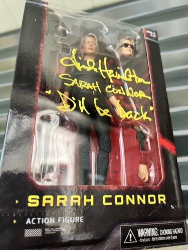Figura de acción Linda Hamiliton firmada por Sarah Connor Dark Fate Because prueba exacta - Imagen 2 de 9