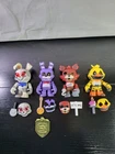Five Nights At Freddy's  Funko Snaps  Lot Of 4 Figures And 1 Badge