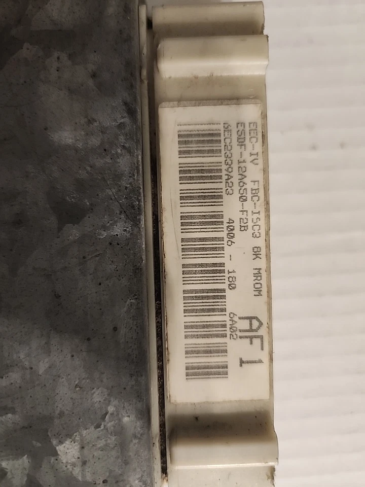 Ford Mustang 1985 1986 85 86 ECU ECM unidad de control del motor módulo 4 cilindros OEM 2446 Foto 2 de 4