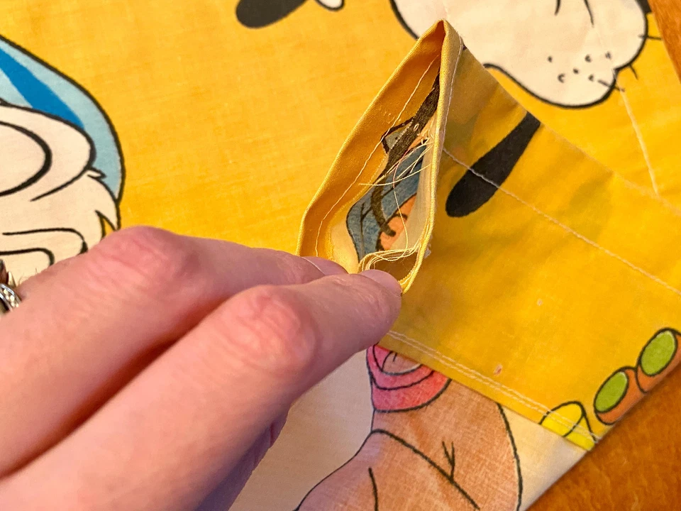 Vintage Disney Curtains, Wamsutta Sheet Material, Donald, Clarabelle Cow, Goofy - Image 4 of 4