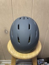 Smith Ski/Snowboard Mission Helmet Gray Ventilated Design