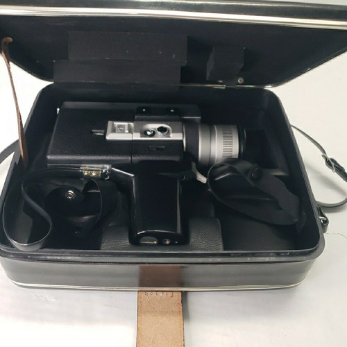 Vintage Canon 518 Super 8 Black Movie Camera With Canon Case Strap Tested READ** - Picture 2 of 24