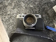 Yashica Electro 35 Black Silver Rangefinder Camera w/ Yashinon DX Lens  Case