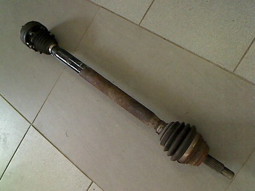 Antriebswelle Rechts Vorne AUA VW Polo 55 KW 75 PS 163000 Km