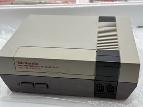 Nintendo NES Entertainement System Action Set Console  GIG PAL NUOVA # FP