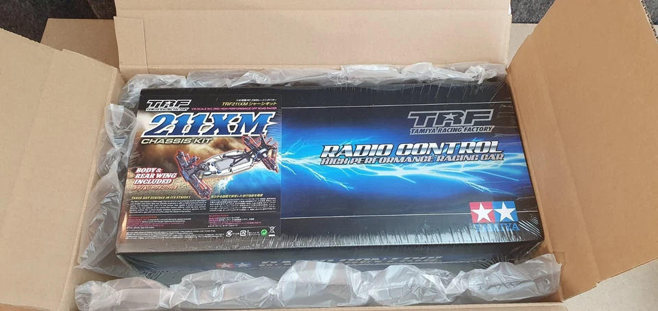 Tamiya TRF 211 XM NEW original sealed never open TRF RACING BUGGY MEGA RARE - Bild 4 von 4