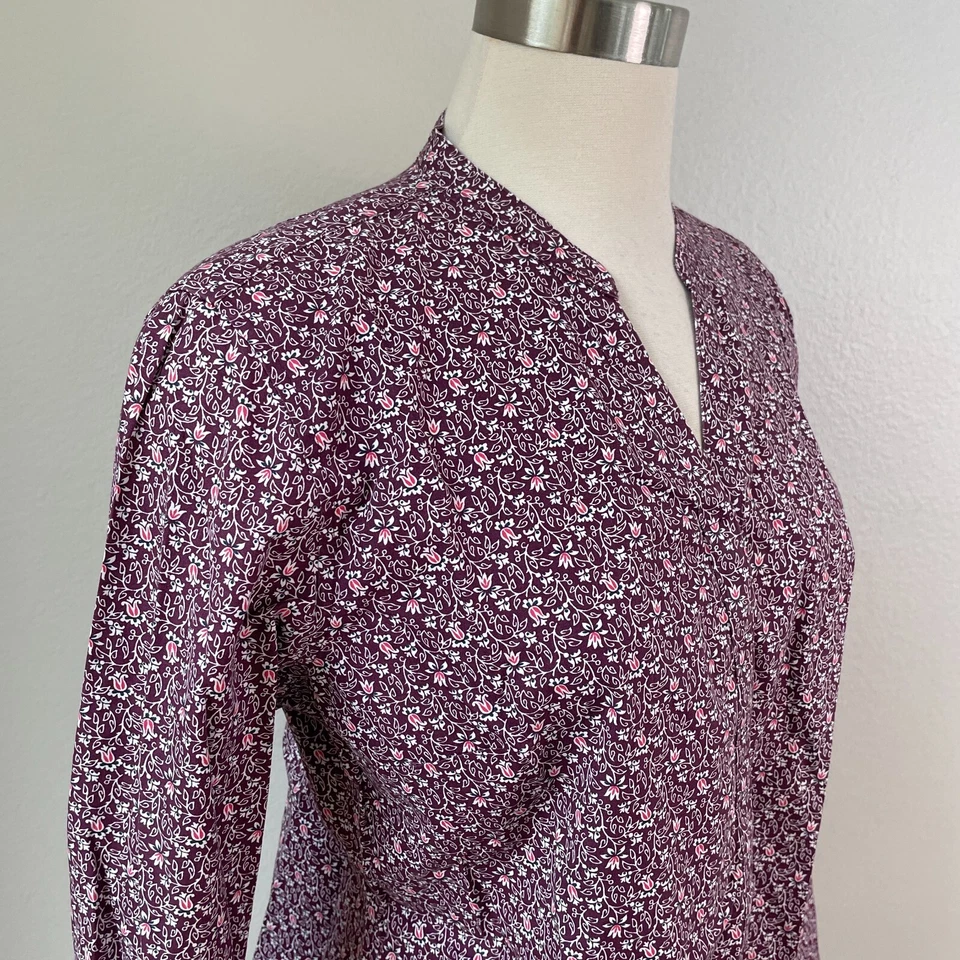 Blusa LL Bean feminina pequena sem rugas com botões manga longa blusa floral - Imagem 3 de 4