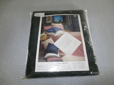 NIP KING MONARCH Hunter Green TRIANGLE DESIGN BEDSPREAD - Made in Spain