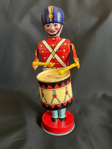 J. Chein & Co. USA Tin Litho Parade Drummer Boy- Vintage Wind Up Toy-It WORKS!
