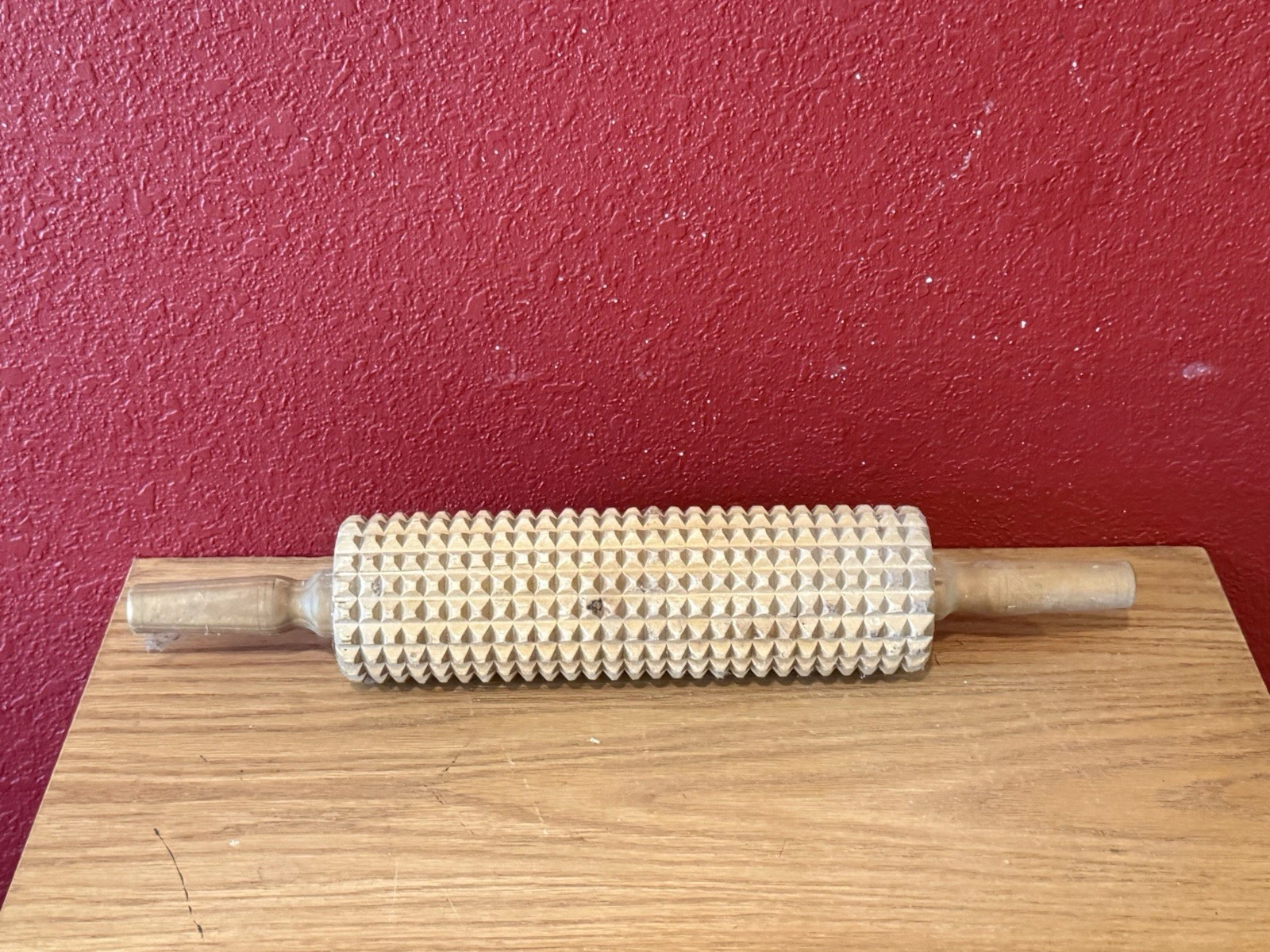 VINTAGE WOOD CARVED ROLLING PIN 17” LEFSA PREOWNED