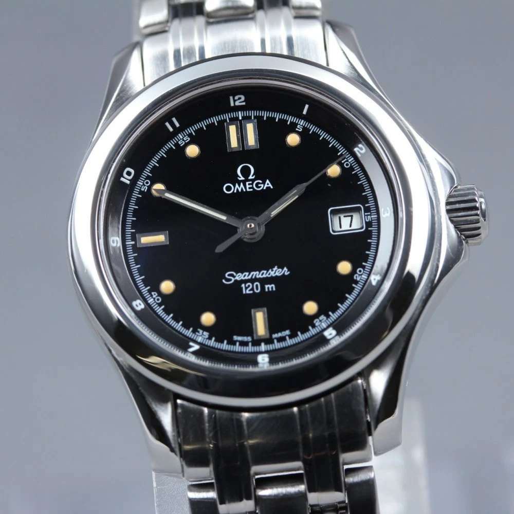 Omega — MINT OMEGA Seamaster 120m 596.1501 Cal.1424 Date Black Quartz 29mm Ladies Watch