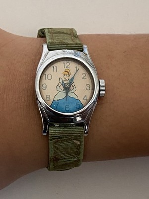 Rare Antique Vintage US TIme Disney 1950's Cinderella Wind Up Watch Read 