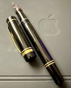 Parker Duofold international fountain pen black not limited edition centennial