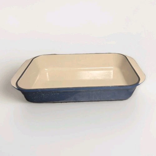 Vintage Wagner Ware enameled cast iron baking pan blue cream interior