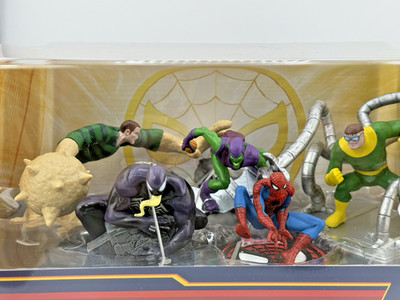 Marvel Spider-Man Figurine Playset Disney Store 5 Character Set NIB