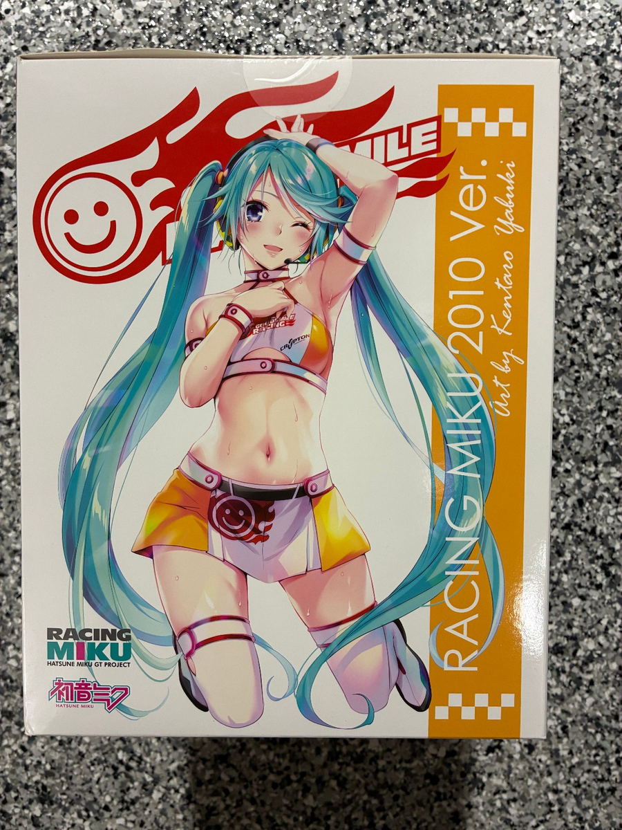 Hatsune Miku GT Project: Racing Miku (2010 Ver.) 1:7 Scale PVC