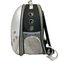 37975 - LARGE PET BUBBLE BACKPACK CARRIER FOR CATS UP TO 20LBS Library Corner 
