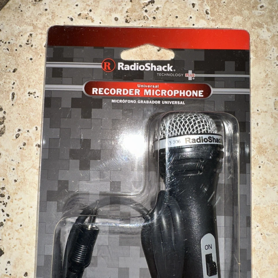 RadioShack Unidirectional Dynamic Universal Recorder Microphone NEW - Image 2 of 4