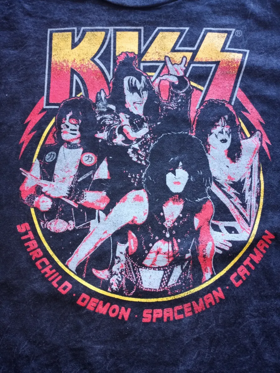 NEW KISS T SHIRT W TAGS..SIZE LARGE