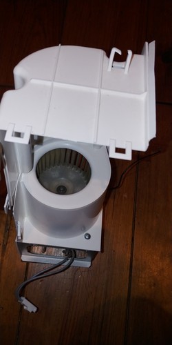 Neff C17UR02N0B/01 Mikrowelle - Lüftermotor