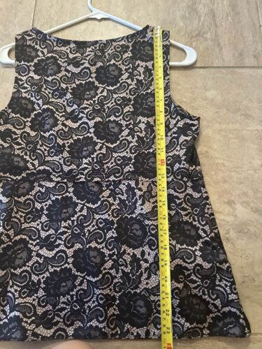 Ann Taylor Size 8P Black/Pink Blouse - Picture 2 of 4