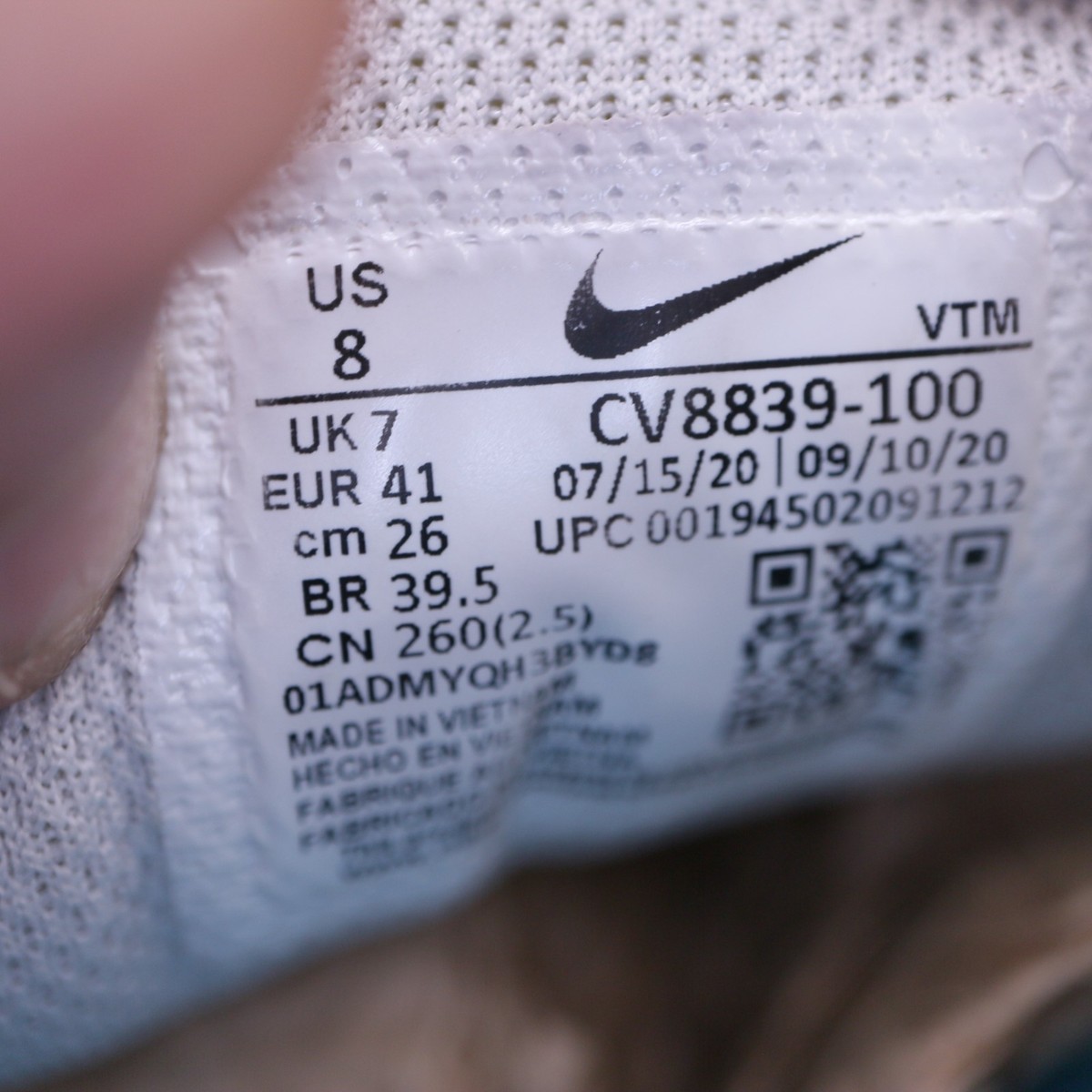 Nike Air Max 90 Men's Size 8 US White Iron Grey Chlorine Blue Sneaker CV8839-100 — product photo 12 of 12