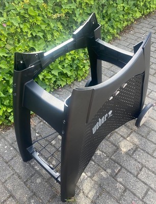 Großer Premium Rollwagen für Weber Q2000 + 3000-Serie /  Sauber / guter Zustand