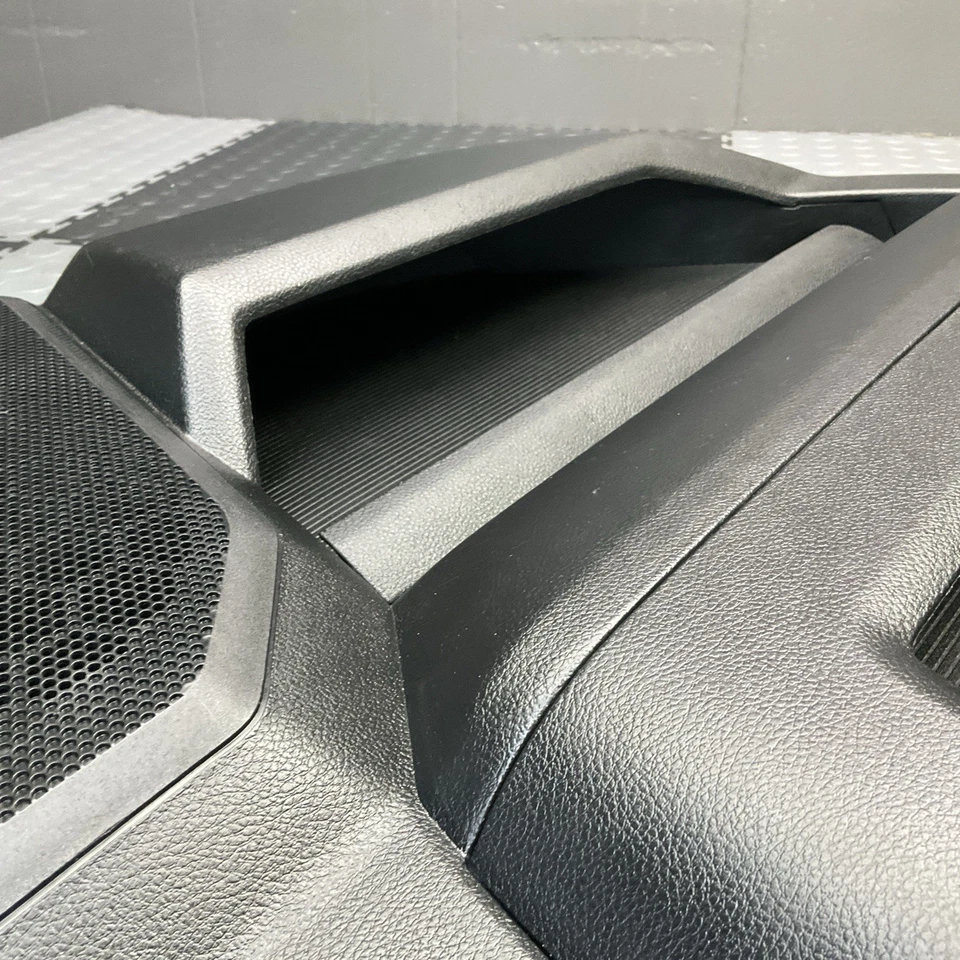 Dodge Ram 1500 2500 Laramie 2014-2018 doble cabina panel de puerta del conductor trasero izquierdo fabricante de equipos originales Foto 4 de 4