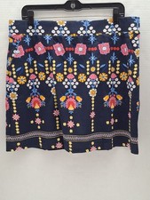 Croft  Borrow Midrise Skort with pockets Lrg 401 Navy Flrl Style WC24J007RP1