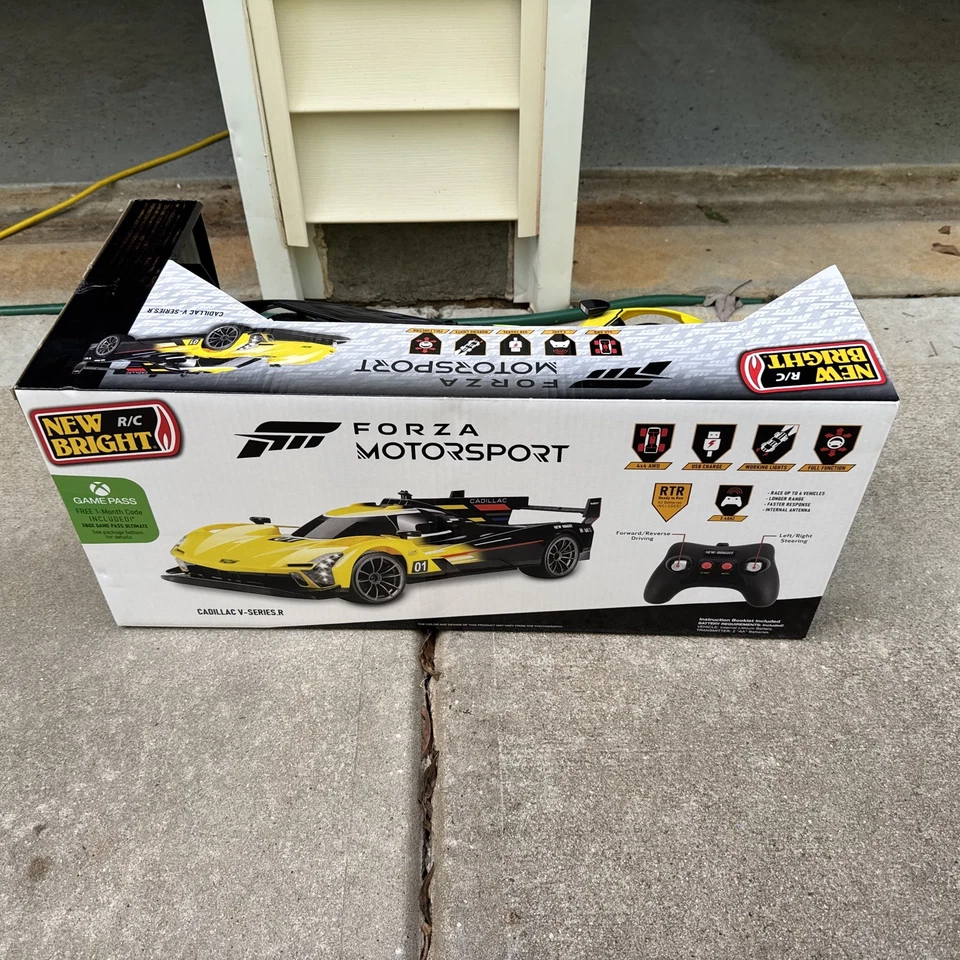 Nuevo Brillante Escala 1:8 Control Remoto RC Forza Motorsport Cadillac Serie V.R Coche Foto 2 de 4