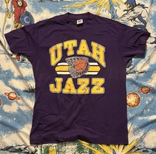 RARE Vintage 80s Utah Jazz NBA Single Stitch Purple Shirt Trench Sports Size L
