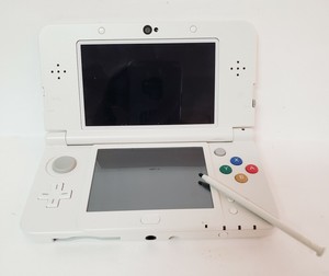 Pre owned 3ds Clearance