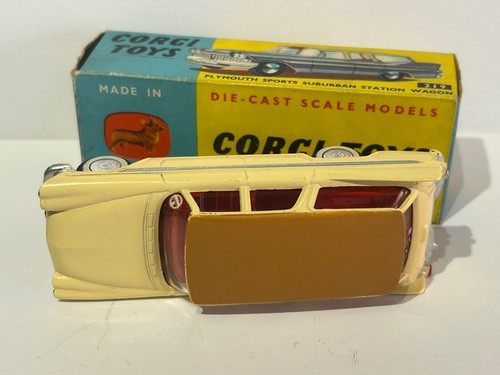 Corgi Toys 219 Plymouth Suburban, Boxed, Original, Vinatge, Rare, 1960's - Picture 8 of 17