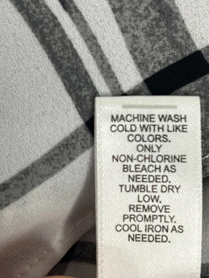 Blusa túnica a cuadros Cato C EST 1946 L blanca negra cuello en V manga 3/4 alta-baja Foto 4 de 4