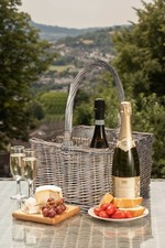 Wickerfield Wicker Wine 4 Compartment Wicker Bottle Carrier Champagne Holder