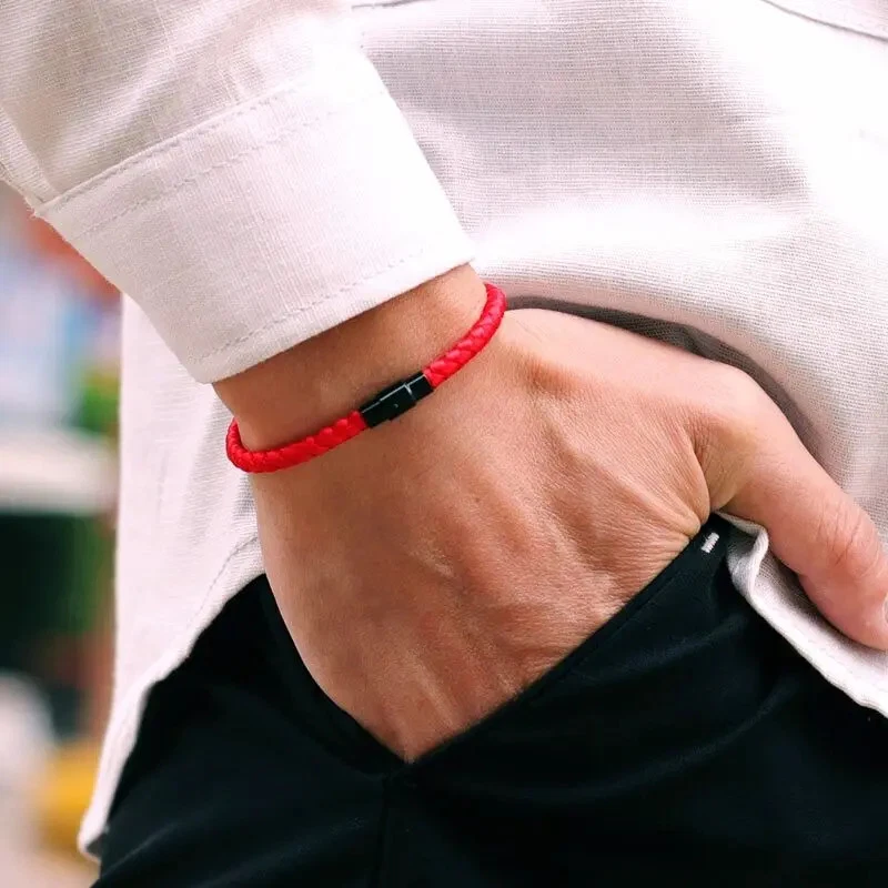 Pulsera Cuerda Roja Grado A Hilo de la Suerte Quilla Magnética Hilo Trenzado Hombres Joyería Foto 2 de 4