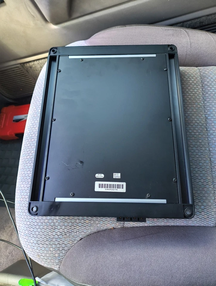 Directed 4 Channel Class A/B Amplifier 250/4 Multi-Configurable Bridgeable - Image 4 of 4